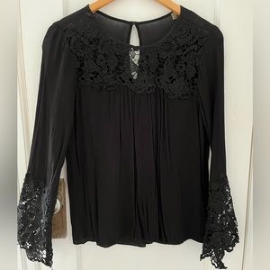 Lacey Bell Sleeve Blouse